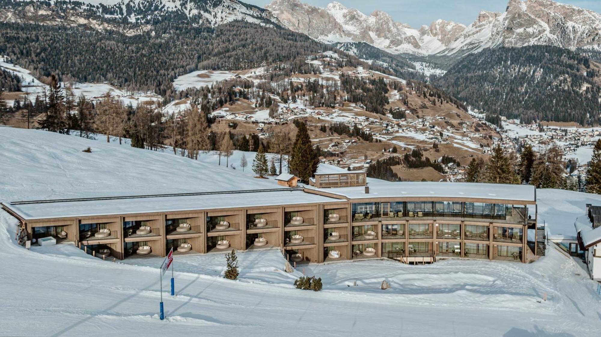 Отель Cendevaves Alpine Silence Santa Cristina Val Gardena Экстерьер фото