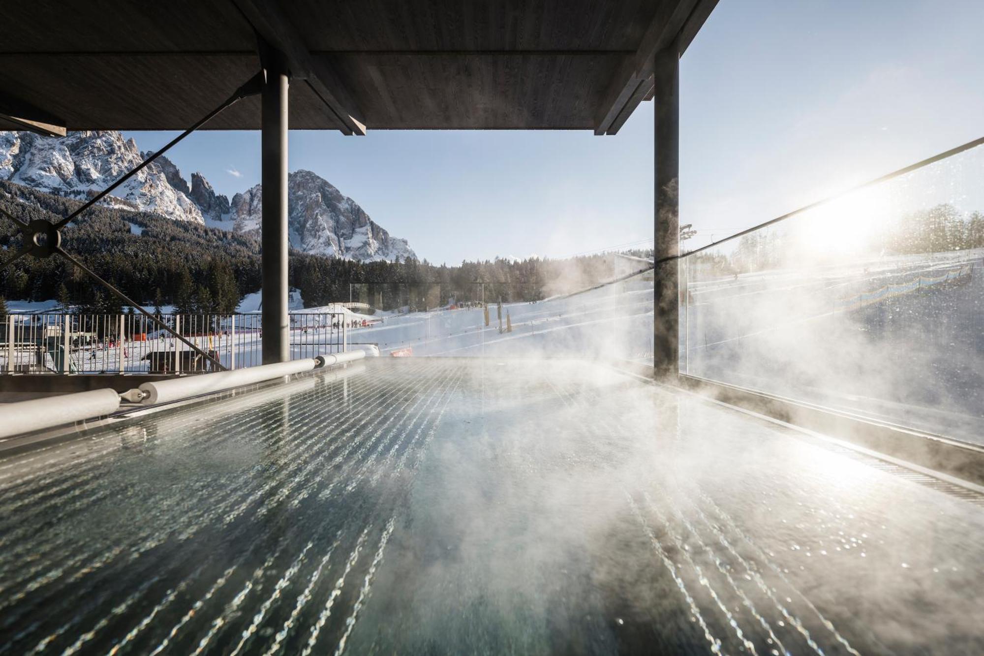 Отель Cendevaves Alpine Silence Santa Cristina Val Gardena Экстерьер фото